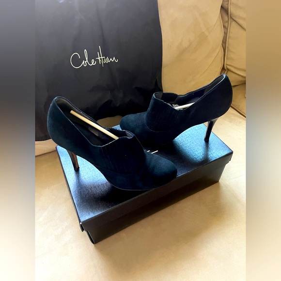 Cole Haan Air Talia Gore Black Short Boots - Picture 1 of 7